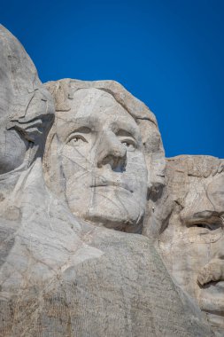 Başkan Thomas Jefferson 'ın büstü Borglum' u Rushmore Dağı 'ndaki Güney Dakota' nın Black Hills 'ine kazıdı.