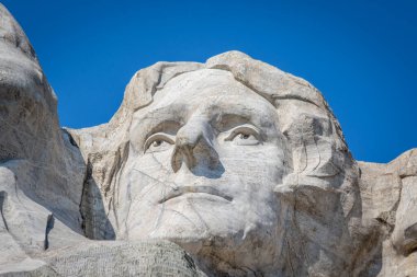 Başkan Thomas Jefferson 'ın büstü Borglum' u Rushmore Dağı 'ndaki Güney Dakota' nın Black Hills 'ine kazıdı.