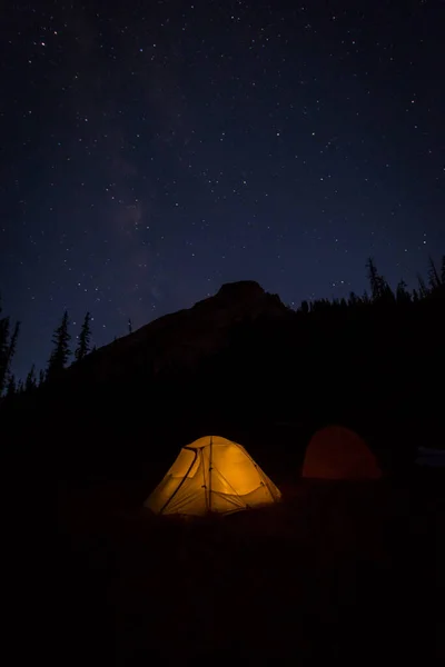 Yellow Tent Night Stars — ストック写真