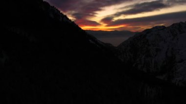 Gün batımında Hava Kış Dağı