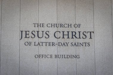 Salt Lake City, Utah 'taki İsa Kilisesi' nin ofis binası.