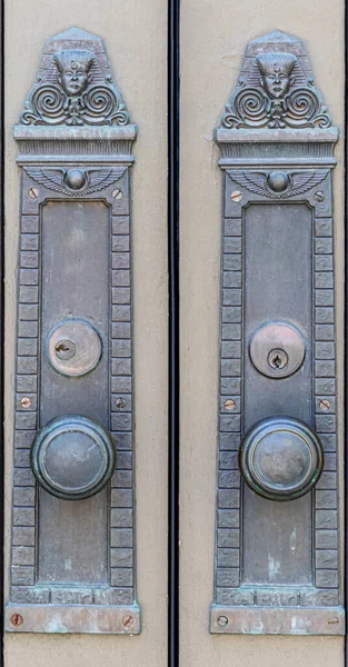 Close Two Masonic Temple Face Plates Door Knobs Front Doors — Stock Photo, Image