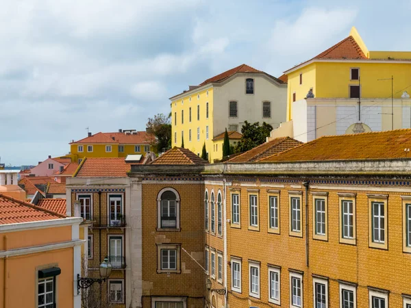 Lisboa Portugalia Kwietnia 2022 Kolorowa Architektura Fasada Dzielnicy Alfama — Zdjęcie stockowe