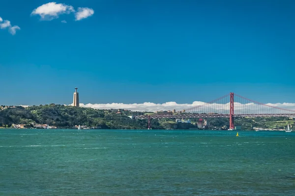 Lisboa Portugal April 2022 April Bridge View Tagus River Blue — ストック写真