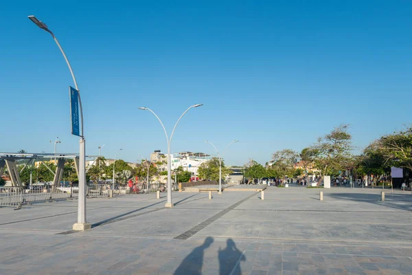 Linearer Park Der Stadt Mit Blauem Himmel Puerto Kolumbien Atlantico — Stockfoto