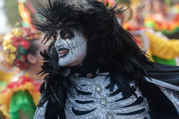 Barranquilla, Atlntico, Kolombiya. 29 Mart 2022: Barranquilla Karnavalı Kolombiya 'da kutlanan bir folklorik ve kültürel olaydır. Etkinlik her yıl Şubat sonu veya Mart başında gerçekleşir..