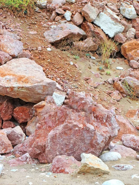 Pedras Montanha Grandes Rochas Fragmentos Granito Pedregulhos Enormes Cor Marrom — Fotografia de Stock