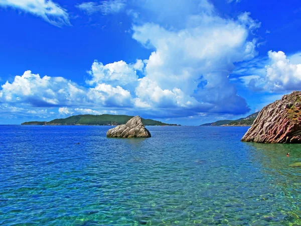 Kusten Montenegro Klippig Kust Med Stränder Adriatiska Havet Solig Dag — Stockfoto