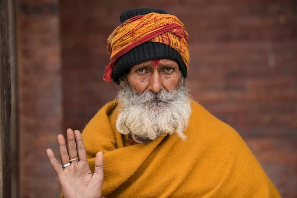 Kathmandu Nepal March 2022 Sadhu Indian Holymen Sitting Temple Hinduism — Stock Photo, Image