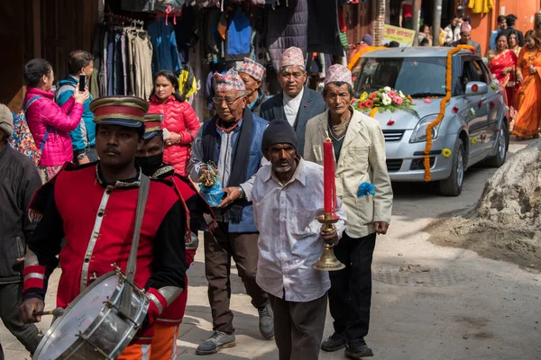 Kathmandu Nepale Marzo 2022 Corteo Nuziale Passa Strade Della Piazza — Foto Stock