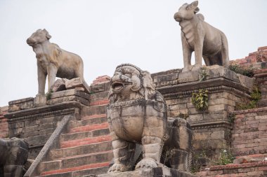 Katmandu, Nepal - 20 Mart 2022: Patan Durbar Meydanı Lalitpur şehrinin merkezinde yer almaktadır. Patan bilinen en eski Budist kentidir. Hinduizm ve Budizm 'in merkezidir..