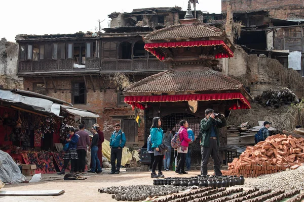 Katmandu Nepal Mars 2022 Turister Turnerar Patan Durbar Square Patan — Stockfoto