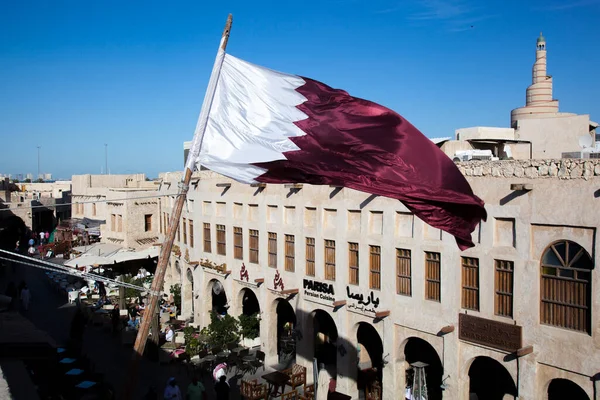 Doha Qatar Квітень 2022 Старий Ринок Souk Waqif Прикрашений Національними — стокове фото