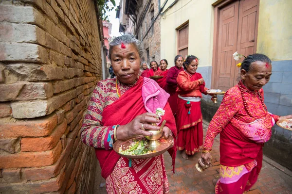 Katmandu Nepal April 2019 Hinduerna Utför Religiös Ritual Genom Att — Stockfoto