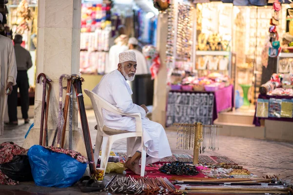 Muscat Umman Mart 2019 Eski Mutrah Kasabasının Pazarındaki Tüccarlar — Stok fotoğraf