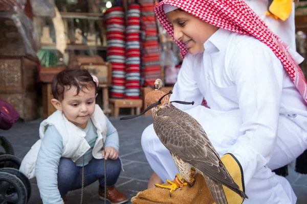 Doha Qatar April 2022 Qatari Children Falcon Area Souq Waqif — ストック写真