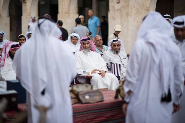 Doha Qatar April 2022 Local People Auction Antiques Passage Old — ストック写真