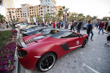 Doha, Katar-Şubat 01.2020: Katar takımı tarafından yapay Pearl Adası 'nda 