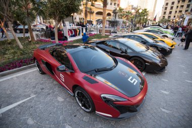 Doha, Katar-Şubat 01.2020: Katar takımı tarafından yapay Pearl Adası 'nda 