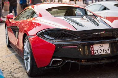 Doha, Katar-Şubat 01.2020: Katar takımı tarafından yapay Pearl Adası 'nda 