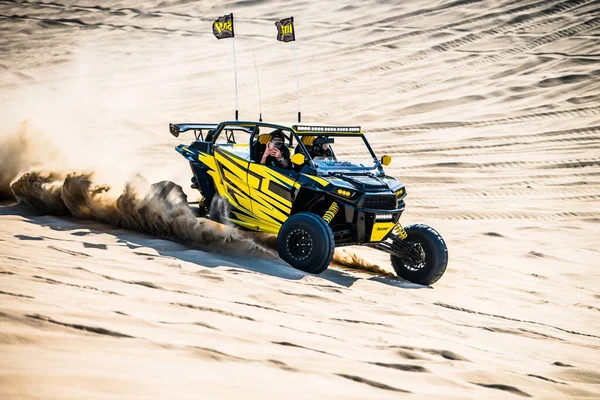 Doha Catar Fevereiro 2018 Carro Buggy Road Nas Dunas Areia — Fotografia de Stock