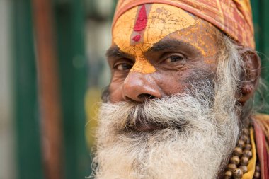 Katmandu, Nepal - 20 Nisan 2022: Sadhu - Nepal 'in başkenti Katmandu' daki Hint Holymen.