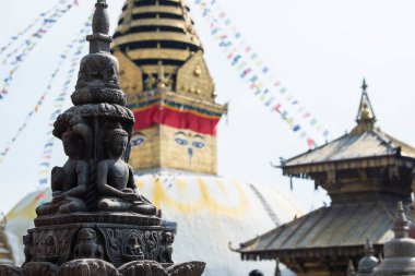Katmandu, Nepal - 20 Nisan 2022: Budist Swayambhunath Tapınağı (maymun tapınağı) UNESCO Dünya Mirası Alanı.