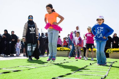 Doha, Katar-14 Şubat 2016: Katar Ulusal Spor Günü dolayısıyla Katara 'da kültürel çeşitlilik festivali.