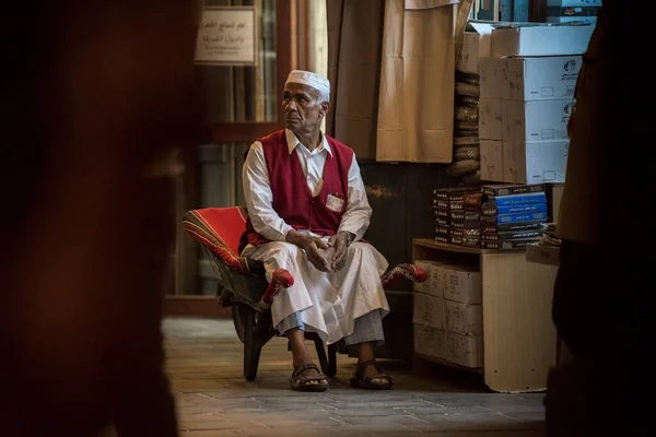 Doha Qatar Febrero 2020 Visitas Nocturnas Tiendas Vendedores Mercado Mercado — Foto de Stock