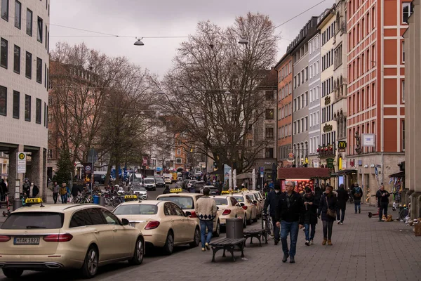 München Deutschland Dezember 2021 Straßenansicht Der Münchner Innenstadt Wintertag — Stockfoto