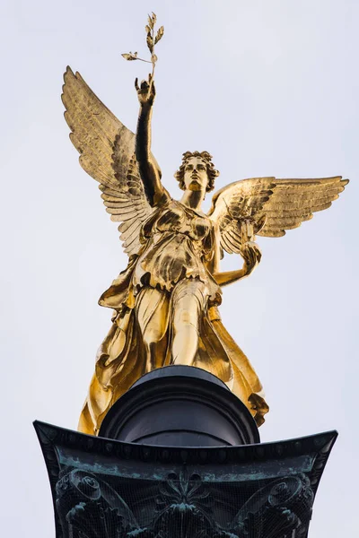 Germany Munich December 2021 Monument Angel Peace Friendsengel Maximilian Park — Zdjęcie stockowe