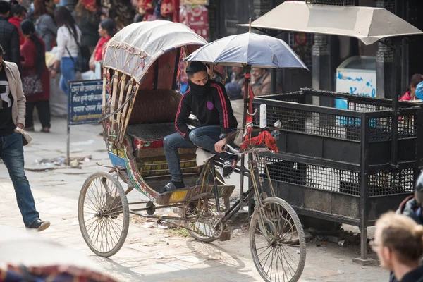 Katmandu Nepal April 2019 Cykelrickshaw Gatorna Katmandu Regionen Nepal Cykelrickshaws — Stockfoto