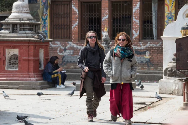 Kathmandu Nepal April 2019 Tourists Explore Streets Center Kathmandu Capital — стокове фото