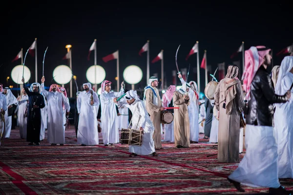 Doha Qatar December 2017 Drummers Dressed Traditional Clothes Part Performance — ストック写真