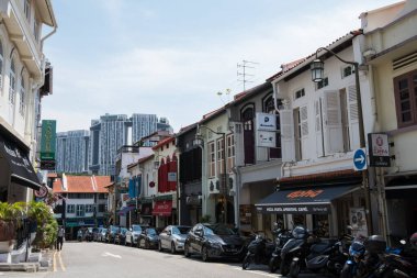Singapur Şehri, Singapur-Eylül 08.2019 Singapur 'un Çin Mahallesi renkli binalarıyla ünlüdür, eski Çin dükkanlarını saklar.. 