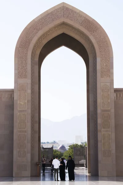 Muscat Oman March 2019 Туристський Тур Великій Мечеті Султана Кабуса — стокове фото