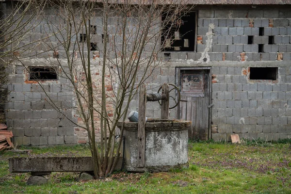 Croatia May 2022 Well Drawing Water Located Countryside — Fotografia de Stock