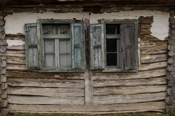 Horvátország 2022 Október Rustic Style Aged Window Rural Home Wall — Stock Fotó