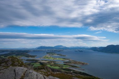 Norveç Fiyordu görünümünü