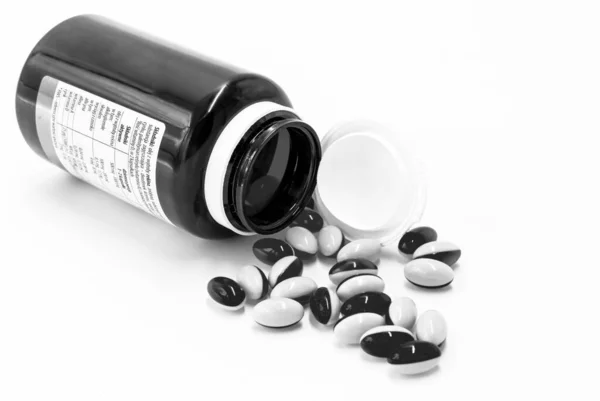 Kumpulan Pil Obat Yang Tersebar Hitam Dan Putih — Stok Foto