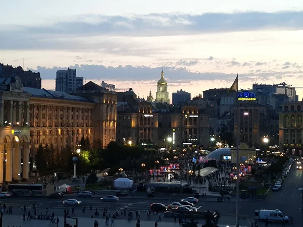 Soirée Dans Centre Kiev — Photo
