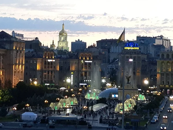 Kyiv Merkezinde Akşam — Stok fotoğraf