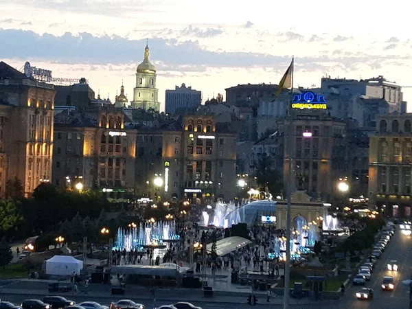 Kvällstid Centrala Kiev — Stockfoto