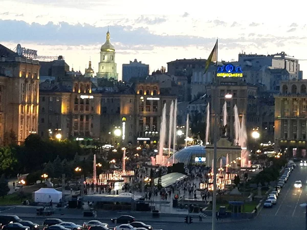 Вечір Центрі Києва — стокове фото