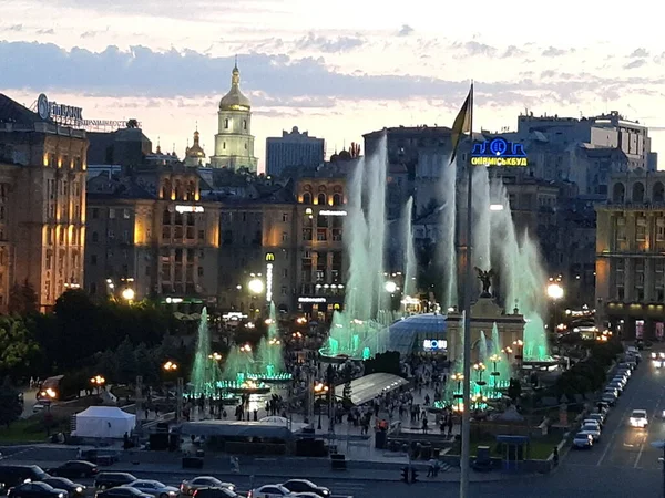 在基辅市中心的夜晚 — 图库照片