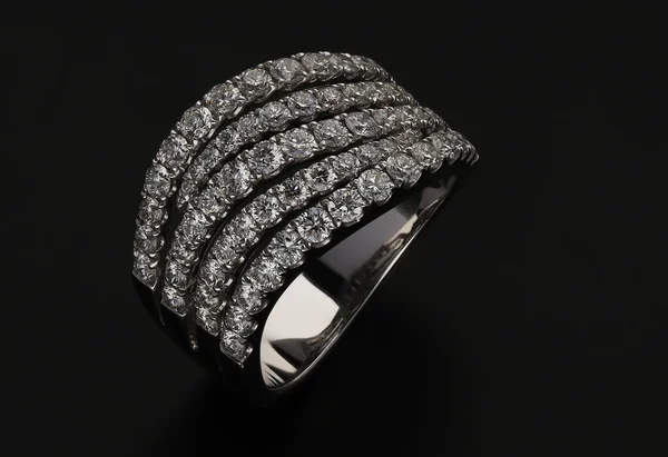 Bague Diamant Sur Fond Noir — Photo