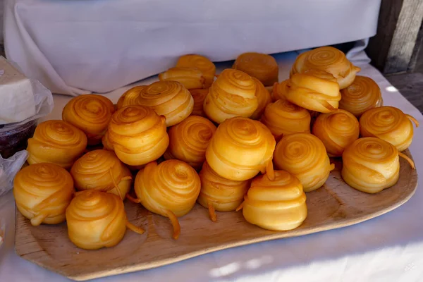 Traditional Slovakian Smoked Rolled Cheese Called Parenica Hungarian Agriculture Fair — Stock Photo, Image