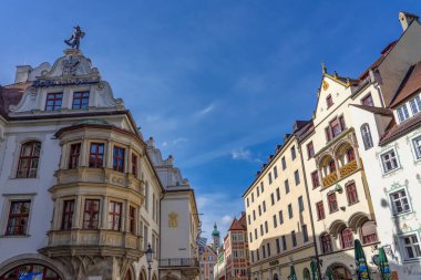 Münih, Almanya - 04.08.2022: ünlü geleneksel hofbrauhaus bier salonu dış mimarisi ,