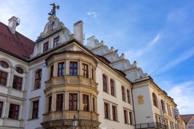 Münih, Almanya - 04.08.2022: ünlü geleneksel hofbrauhaus bier salonu dış mimarisi ,