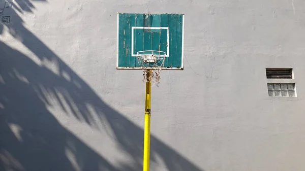 Green Basketball Hoop Front View Distance Sports Background Concept Lifestyle — Stock Photo, Image